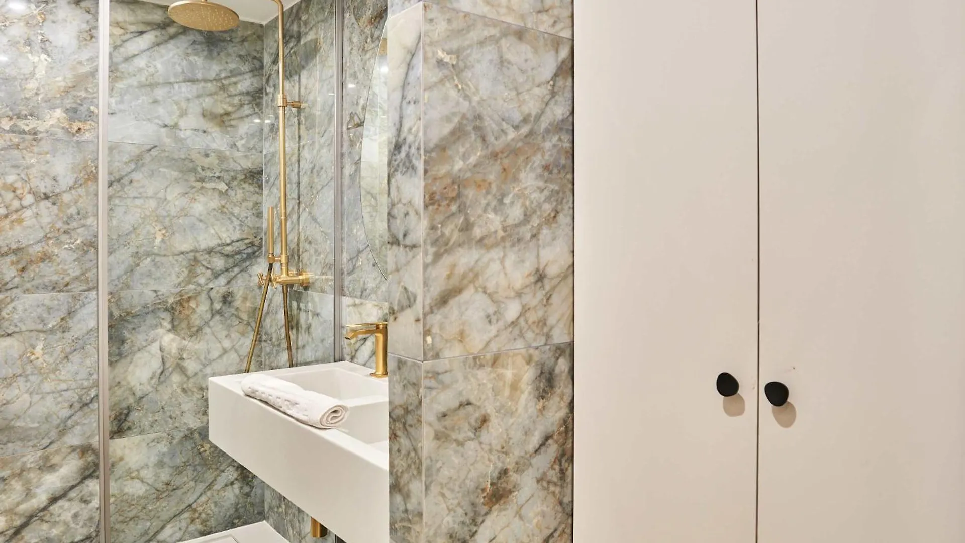 Residence - Ponthieu - Elysees Paris